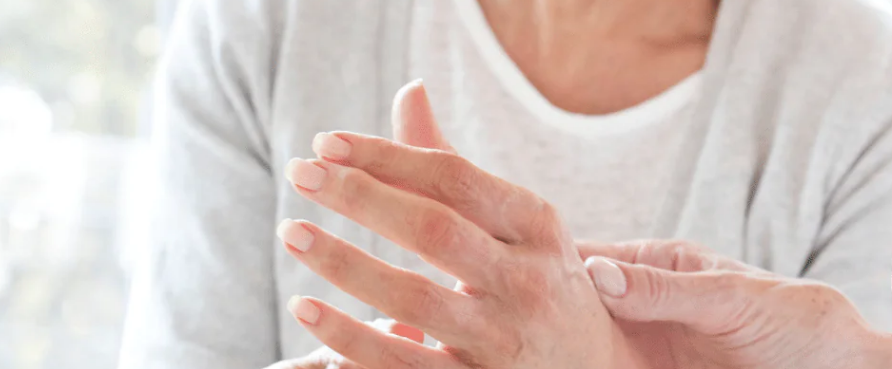CBD a artritida: Co říká výzkum?